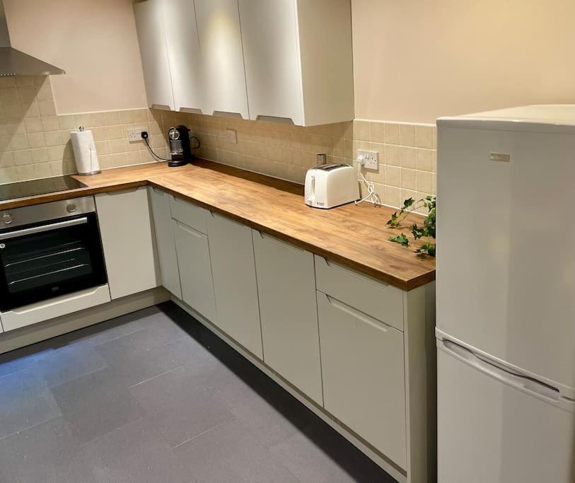 Vennel Street Apartments Stewarton Zewnętrze zdjęcie